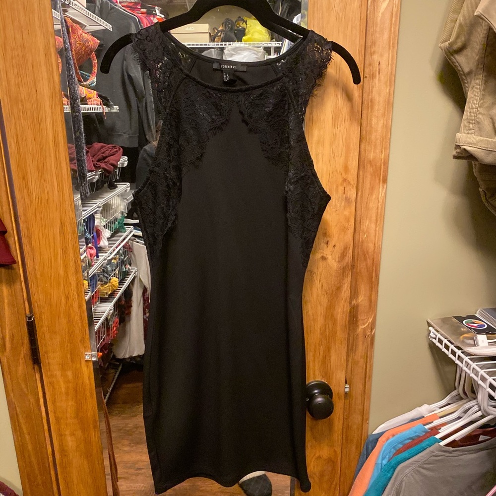 Forever 21 Lace Little Black Dress Size Small